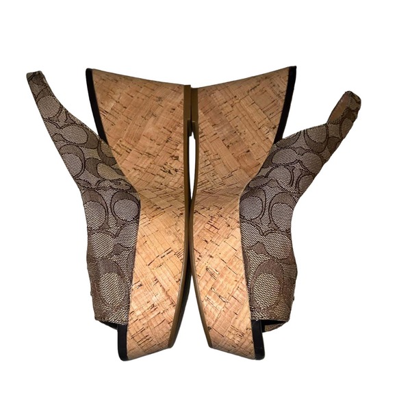 Coach Tan Signature Slingback Peeptoe FERRY Shoes Size 8.5 - Picture 3 of 10